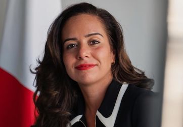 Sarah Knafo se réjouit de voir un rapprochement possible avec Laurent Wauquiez ou David Lisnard.