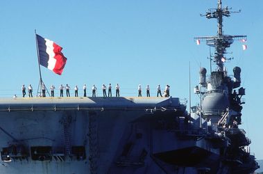 Le porte-avions Clemenceau, en 1990, de retour à Toulon