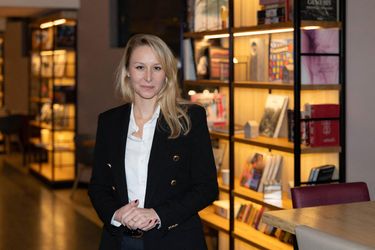 Avec ce livre, Marion Maréchal reprend sa place dans le paysage politique.