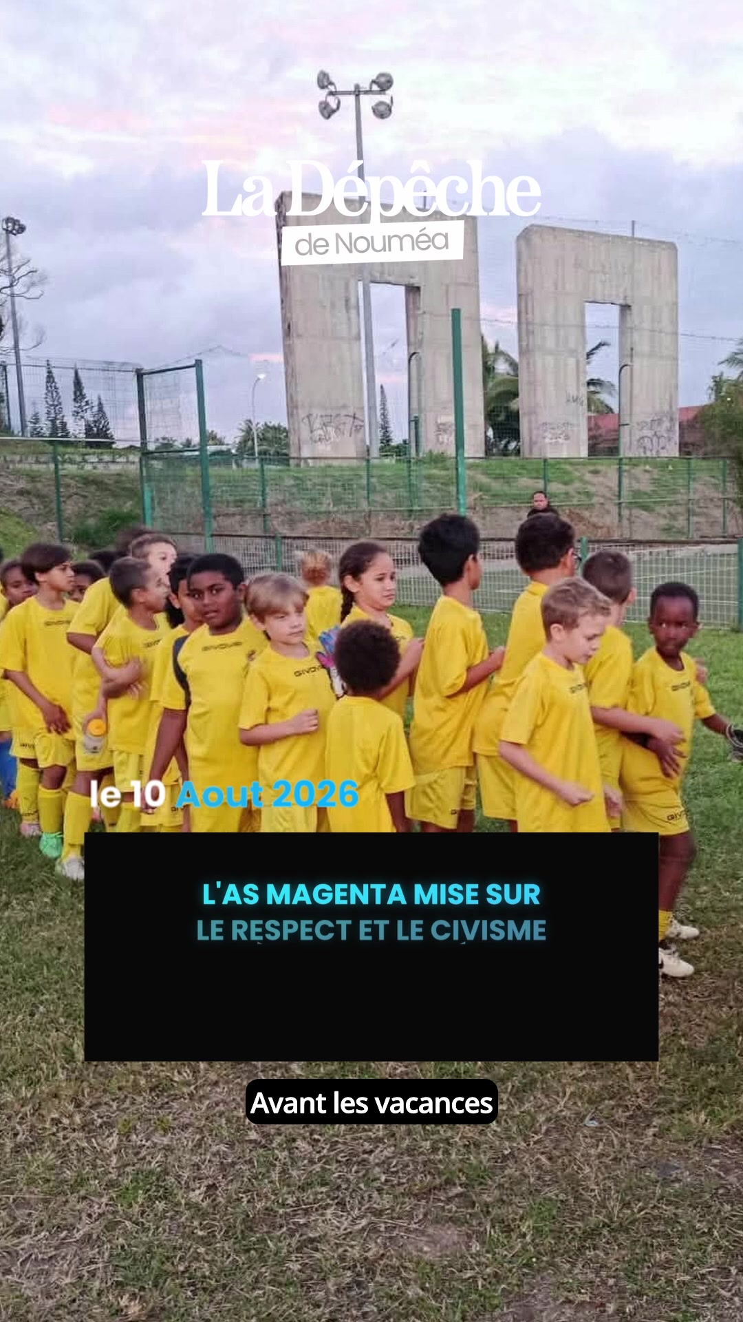 Ces jeunes de Magenta ramassent 300 kg de déchets et donnent une vraie leçon de civisme aux adultes 👏⚽      📎 Lien en bio
