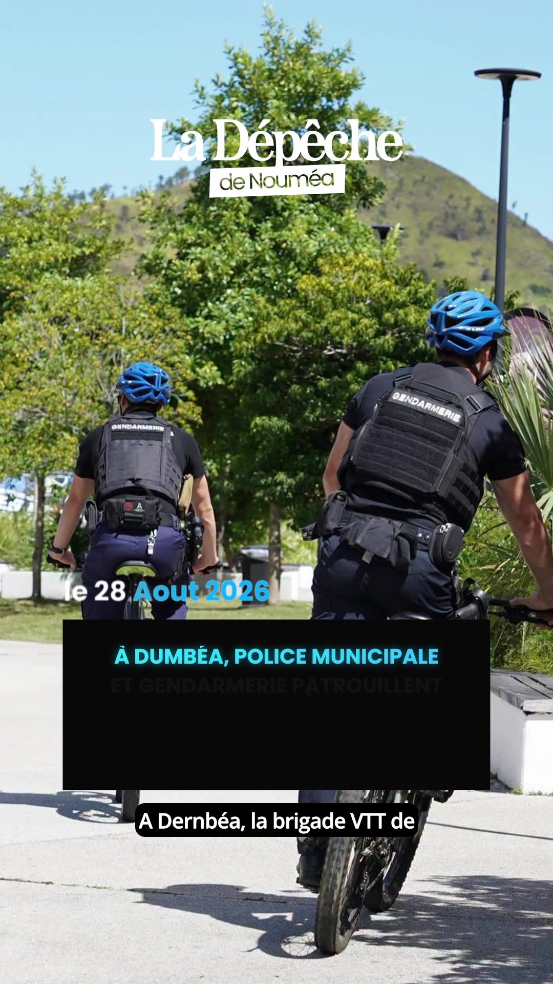 À Dumbéa, la police roule à vélo pour être partout où les voitures ne passent pas !      📎 Lien en bio